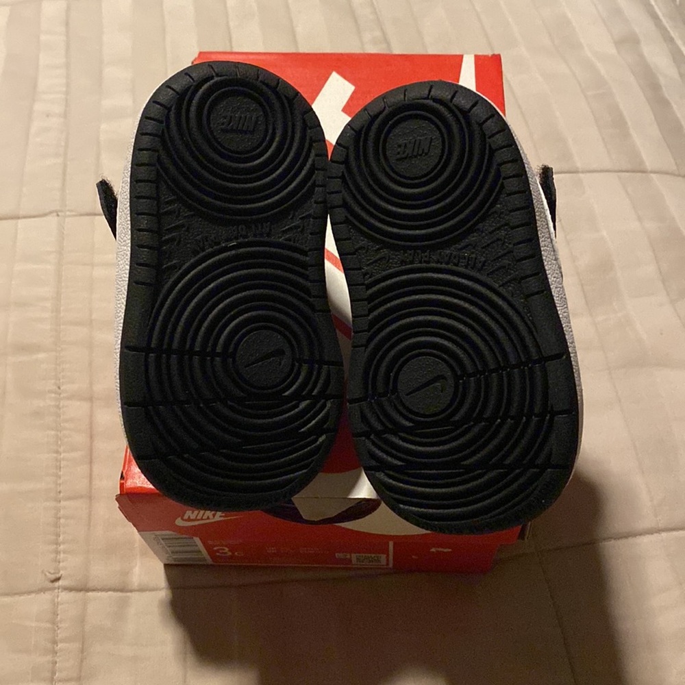 Nike | NWB Baby / Toddler Nike Shoes - Picture 8 of 9